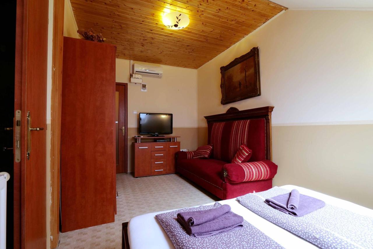 Nyilas Fogado Hotel Nyíregyháza Eksteriør billede