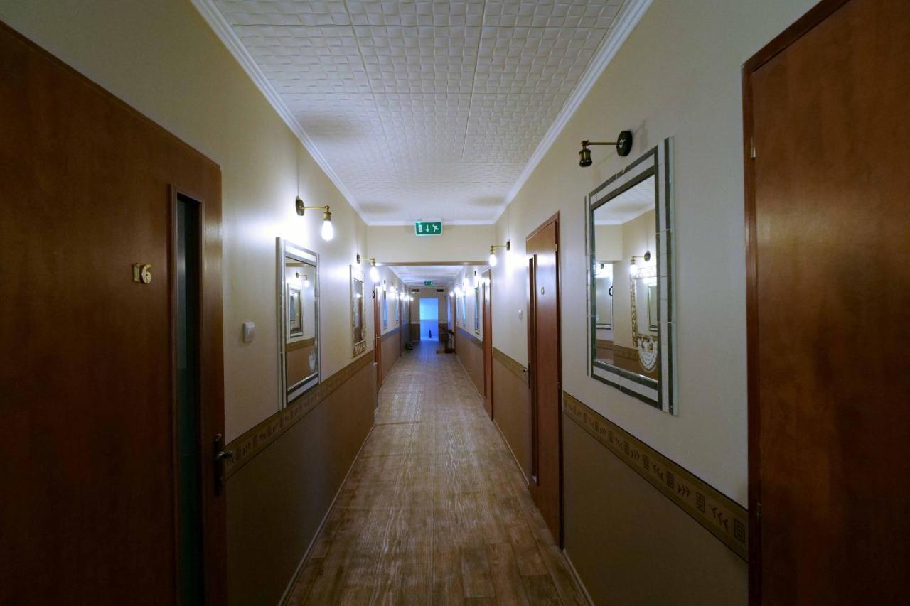 Nyilas Fogado Hotel Nyíregyháza Eksteriør billede