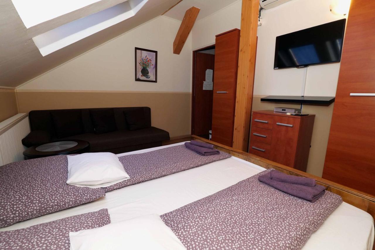 Nyilas Fogado Hotel Nyíregyháza Eksteriør billede