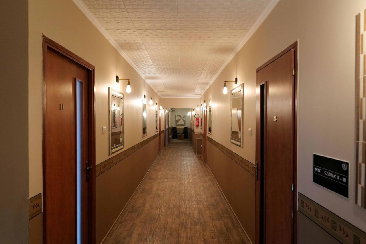 Nyilas Fogado Hotel Nyíregyháza Eksteriør billede