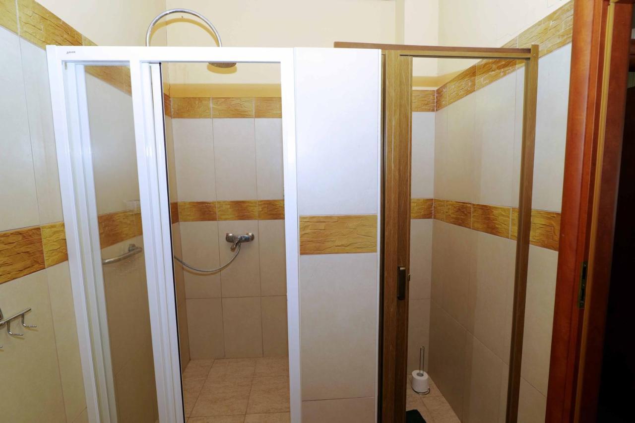 Nyilas Fogado Hotel Nyíregyháza Eksteriør billede